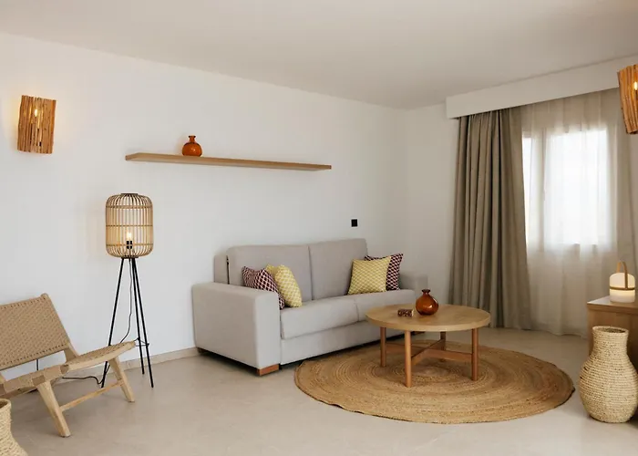 Caramelo Marina Calan Bosch - Adults Only